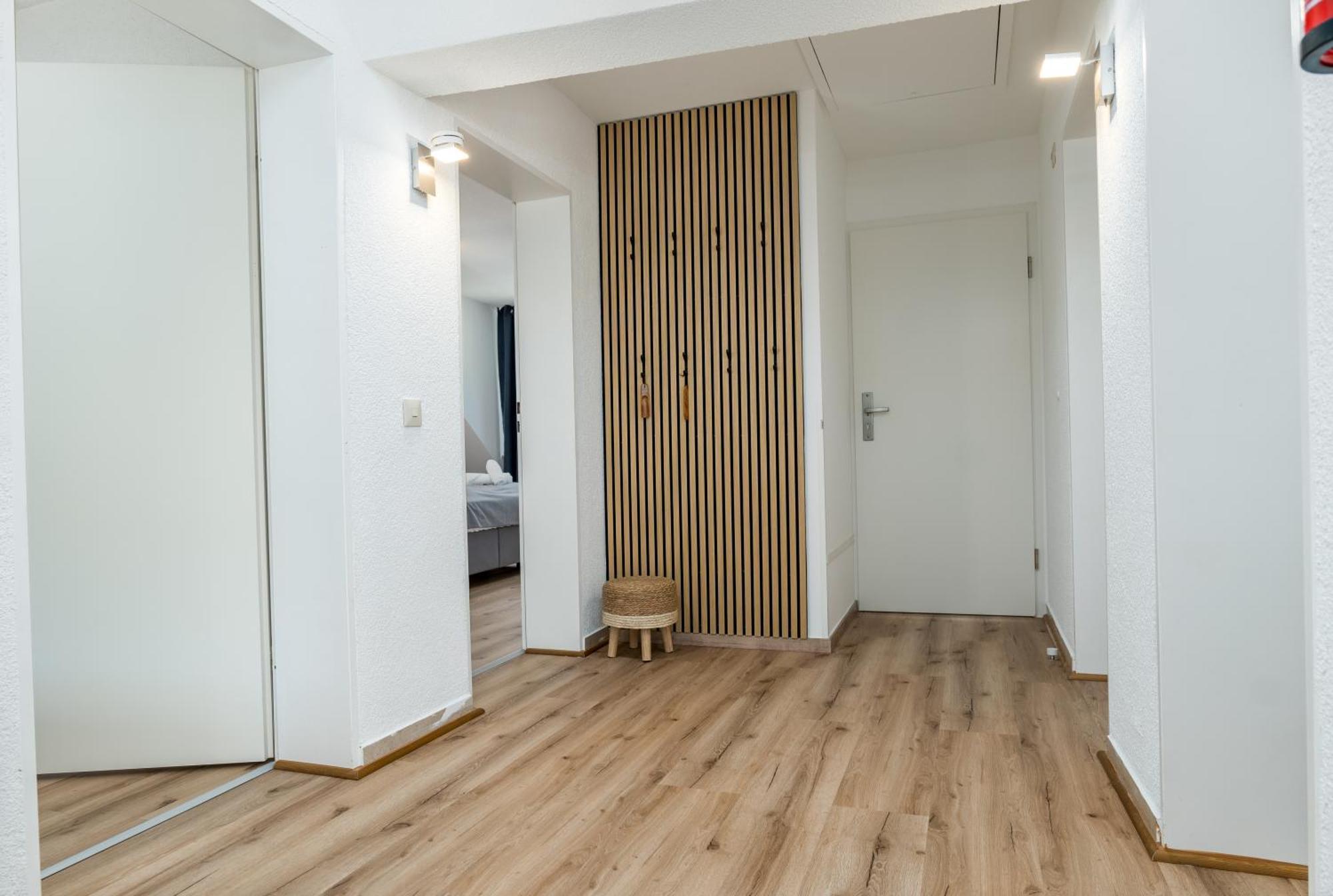 Riesling Appartement For 2 - 4 People - Billiards - Balcony With Mosel View - Parking - Wine Barrel Bar - Fully Equipped Kitchen - Netflix - Waiputv - 3 Km From Cochem كلوتن المظهر الخارجي الصورة